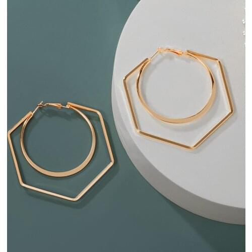 2020 Vintage Big Circle Hoop Earrings For Women Hollow Out Fashion Statement Simple Gold Round Party Hanging Earrings Jewelry