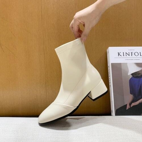 2021new Women Мартин сапоги Comfortable Mid Heel Ankle Boots Fashion Warm Winter Shoes Black Beige Slip-on Women Boots 31 32 43