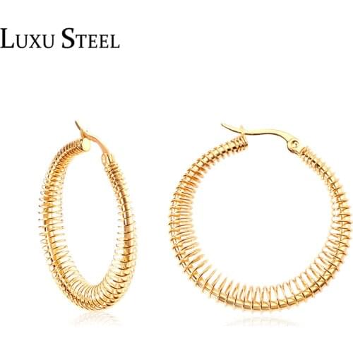 LUXUSTEEL Gold Color Spring Round Shape Hoop Earring New Punk Jewelry Stainless Steel Circle Earrings Female Collier Christmas