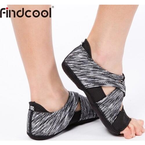 Findcool Women Yoga Shoe Professional Yoga Pilates Training Shoes Lady Fitness Soft Body shaping shoes Aerial Bandage Open Toe