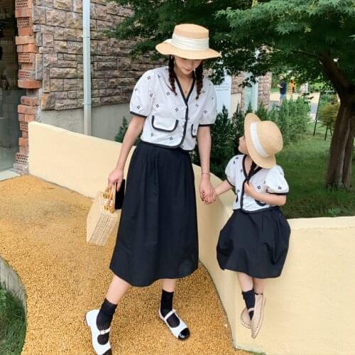 Summer Mother And Girls Family Sets Matching Family Outfits V Neck Embroidery Shirts Black Skirts 2pcs Suits For Mother Daughter