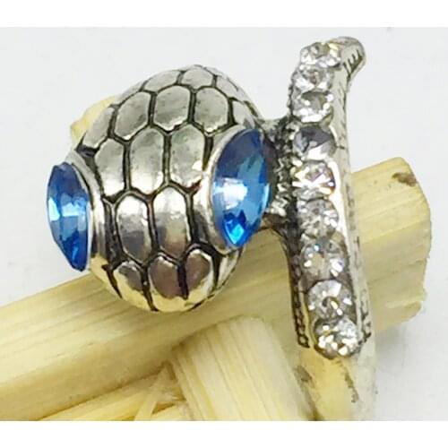 Personality Punk Style Snake Rings for Men Women Silver Color Snake Shape Ring Inlay Blue Rhinestone Finger Ring Jewelry Gifts