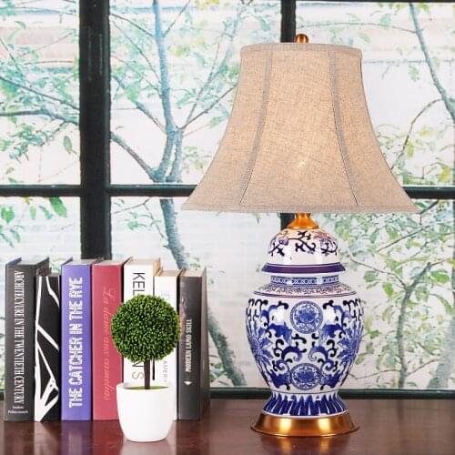 China Antique Living Room Vintage Table Lamp Porcelain Ceramic Table Lamp wedding decoration vase table lamp