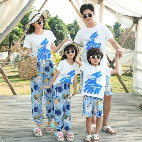 New Fashion Family outfits clothing Summer mother Girl father Boy cotton T shirts & pants 2pcs/sets family look holiday