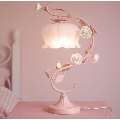 Romantic Pink Flowers Table Lamps for Bedroom Rose Glass Desk Lamp Modern Led Beds Stand Light Fixtures Wedding Decor Lighting