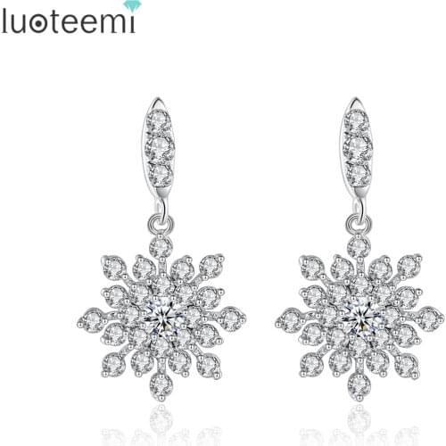 LUOTEEMI Wholesale AAA Cubic Zirconia Christmas Promotion Gift Snowflake Pendant Dangle Earrings for Women Wedding Noble Jewelry