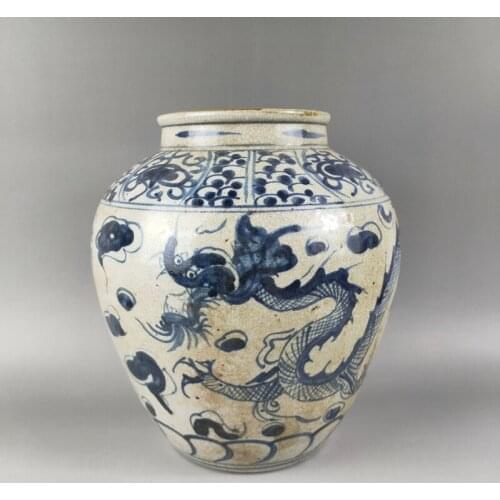 Exquisite Chinese Classical Antique Collection Home Decoration Blue and White Porcelain Pot Jar,Painted with Dragon Designs