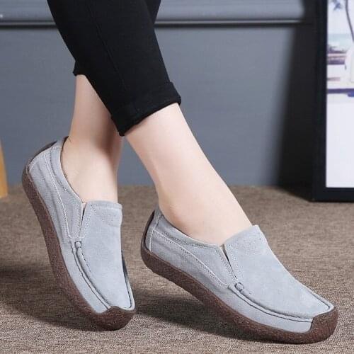 Fashion Women Genuine Leather Suede Shoes Casual Flats Loafer Mother Shoes Comfortable Slip on Doug Shoes Winter Work Warm Shoes