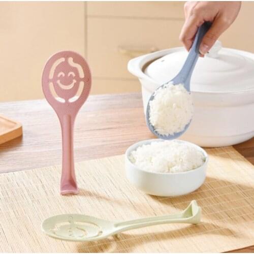 1Pcs New Creative Smiley Plastic Rice Spoon Ladle Non Stick Rice Tableware Hollow Rice Paddle For Kitchen Supply Easy To Clean
