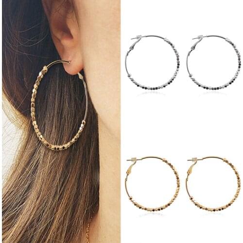 Popular Sequins Grooved Round Earrings Flash Rotating Irregular Grain Earrings Simple Fashion Womens Accessories Chic Jewelry
