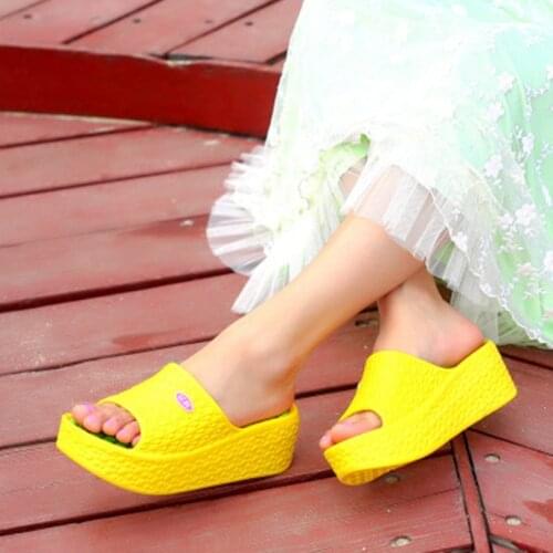2021 Solid Wedges Thick Platform Summer Women Slippers Fashion Outside Med (3cm-5cm) Sandals Casual Student Beach Womans Slides