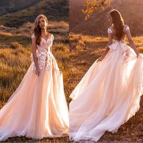Romantic Tulle Jewel Neckline A-line Wedding Dresses With Lace Appliques Open Back Nude Outdoor Bridal Dress