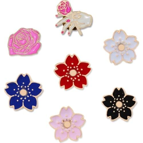 Charm Japan Cherry blossom Brooch Rose Flower Enamel Pins For Women Brooches Jackets Lapel Pin Badge Couple Fashion Jewelry Gift