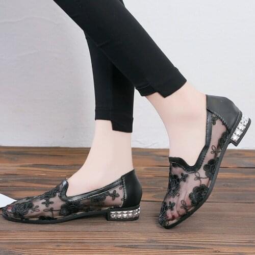 2020 summer new style mesh hollow sandals women flat shoes national style embroidered lace womens shoes