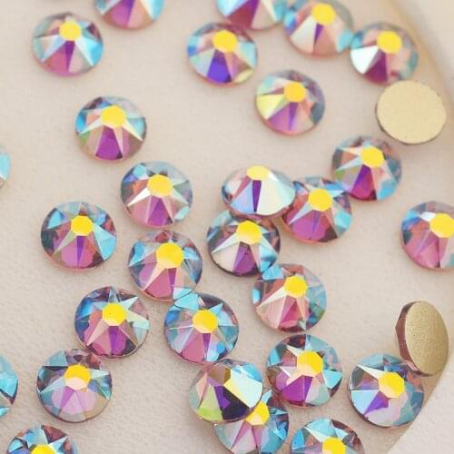 Flat Back Rhinestone 2088 Crystal Strass 16 Cut Face Crystals Light Amethyst AB ss20 4.6-4.8mm Gold Back Nail Art Rhinestones