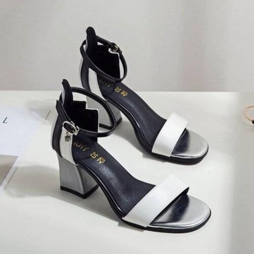Lady High Quality Pu Leather Open Toe Square Heel Sandals Women Casual Comfort Shoes Femmes Hauts Talons