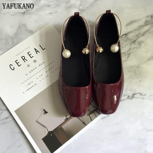 2020 Flat Shoes Women Sweet Flats Shallow Women Boat Shoes Slip On Ladies Loafers Spring Pearl Flats Wine red
