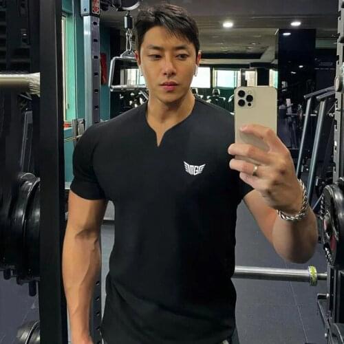 Running Gym T shirt Men Cotton V-neck Fitness Workout Short Sleeve T-shirt Bodybuilding Sport Tee shirt Tops Summer Clothing