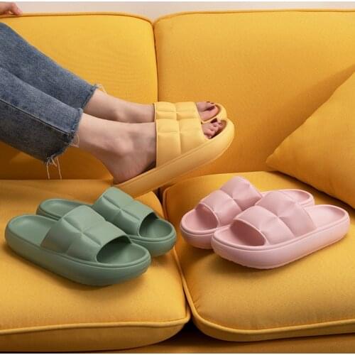 Women Slippers Mens Home Shoes Summer New Indoor Soft Bottom Couples Sandals Simple Mens House Slippers Fashion Non-slip Shoes