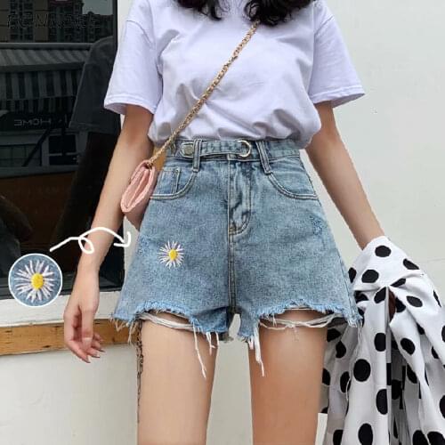 Shorts Women Trendy Floral Embroidery Chic Hole Design New Summer Femme Short Korean High Waist Pocket Classic Girls Streetwear