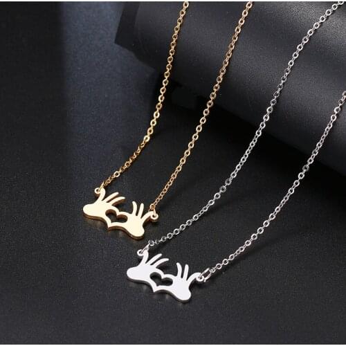 Stainless Steel Necklaces Women Lovers Gold And Silver Color Palm Heart Charm Pendant Necklaces Engagement Jewelry Accessories