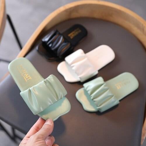 2021 summer new childrens slippers female baby Korean fashion home slippers little girl soft bottom shoes kids slippers