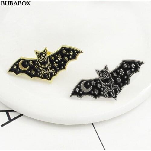 Dark Flying Bat Brooch New Design Punk Cool Fashion Trendy Cartoon Brooches For Unisex Party Jewelry Gift