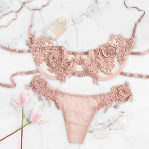 Sexy Lingerie Lace 2Pcs Bra Set Bralette Bralet Bras G-String Panties Temptation Rose Underwear With Steel Ring G-string Thong