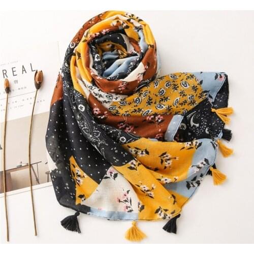 Newest Cotton Floral Printed Hijabs Shawls Scarf WithTassels Women Fashion Muslim Large Size Head Wraps Headscarf 1PC Retail