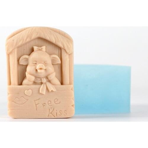 DIY Crafts Soap Mold Cartoon Pig with House Shaped Resin Moulds Handmade Birthday Present Tool