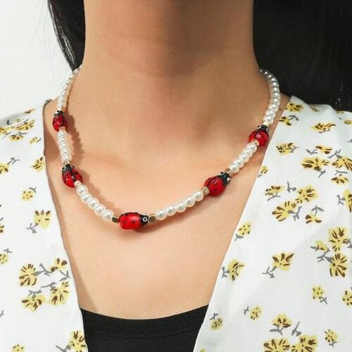 Simple Fashion White Pearl Beaded Cute Ceramic Red Ladybug Insect Chokers Necklaces For Women Girls Gifts Party Jewelry