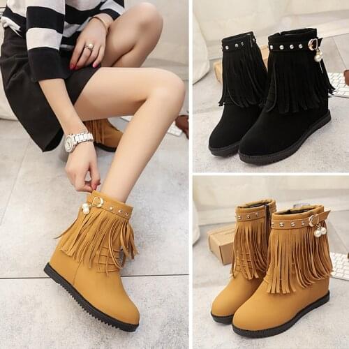 Leather boots women 2019 new rivet heigh platform boots winter Round Toe beads luxury womens boots velvet Motorcycle boots