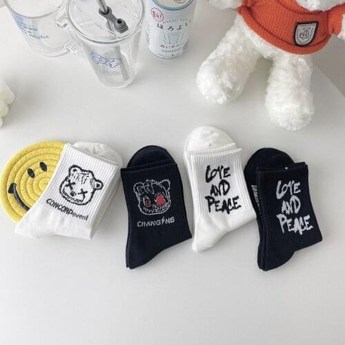 Fasahion Unisex Socks Men Women Young Cool Hip Hop Collection Street Fashion Socks Black Short Sox White Sports Socks Cool Soks