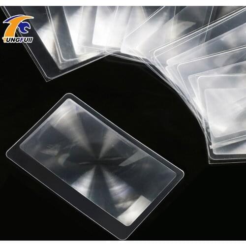 Dutoofree 3X Magnifying glass lens Credit Card Shape Plastic Magnifier Magnifying Fresnel Lens For Reading Newspaper Book