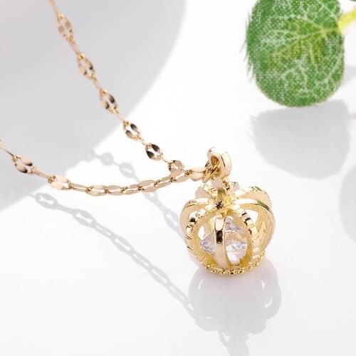 Rose gold titanium steel necklace, Anti-allergy and non-discoloration, Retro crown pendant titanium steel clavicle necklace