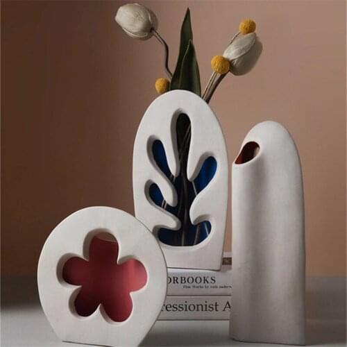 Hollow Out Nordic Shape Ceramic Desktop Vase Living Room Home Decoration Flower Pot Anniversary Gift Ornaments Modern Planter