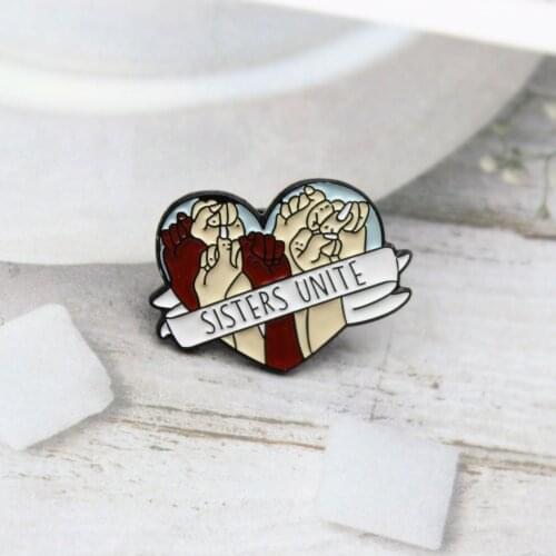 SISTERS UNITE The Power of Unity Sisters Association Brooch Badge Creative Heart-shaped Ribbon Wrapped Hand Fist Good Friend Pin