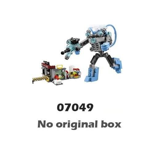 222pcs Movie Mr. Freeze Ice Attack 10628 DIY Model Building Kit Blocks Gifts Movie Toys Christmas birthday Gifts