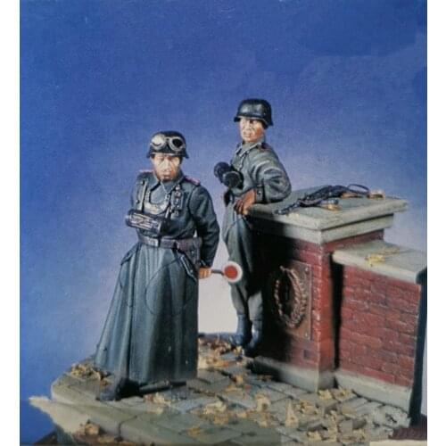 1/35 Resin Figure Model Kit Unassambled Unpainted//818(WITH WALL AND BASE)