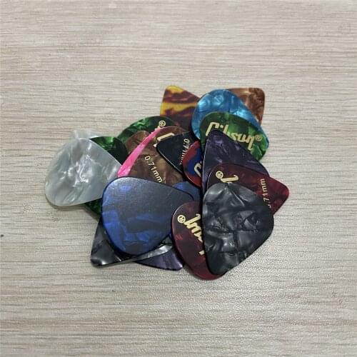 100pcs Celluloid Guitar Picks Mediator Thickness 0.46 0.71 0.96mm - Color Random