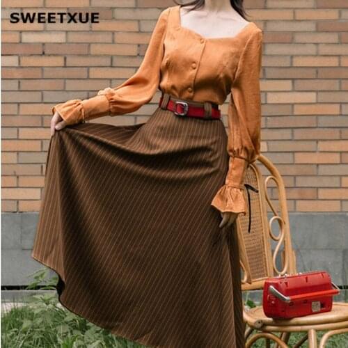 SWEETXUE 2019 Autumn New Women Set Sexy Square Collar Solid Color Flare Sleeve Single-Breasted Shirt + Striped Long Skirt Suit