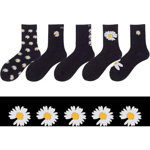 KPOP G-Dragon A Pair Of Athletic Socks Medium Socks Daisy Design Cotton Clothing Peaceminusone a178