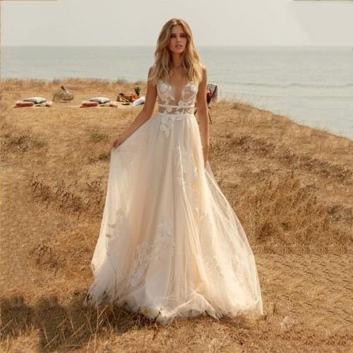 Champagne Tulle Wedding Dress Beach Lace Appliques A-line V-neck Sweep Train Open Back Beach Bridal Gown Vestido De Novia Summer