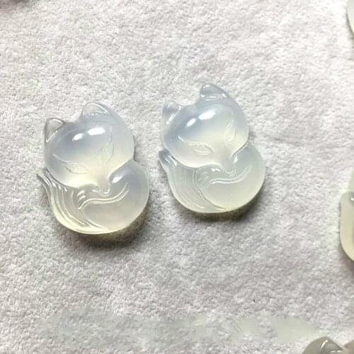 1pc Natural Chinese Agate White Chalcedony Jade Fox Pendant Necklace Fashion Charm Hand Carving Jewellery for Women Amulet