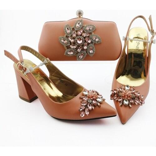 African 2021 Special Many shapes Colorful Crystal Decoration Itlaian Design Women Shoes and Bag Set in Peach Color for Party