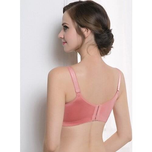 No steel ring bra Autumn and winter new large size thin section glossy Lady deep V adjustable No Trace Large Cup Underwear