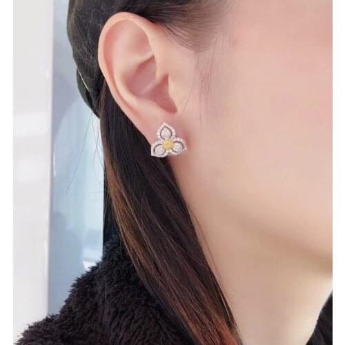 Fashion Three Petal Flower Stud Earrings S925 Elegant Unusual Piercing Jewelry For Women Wedding Party Luxury Fine Birthday Gift