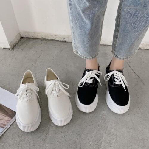 2021 spring and autumn new ladies low-top canvas shoes casual all-match thick-soled street shooting white shoes
