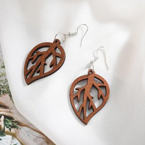 European and American Vintage Jewelry Bohemian Geometric Solid Mahogany Hollow Round Leaves Earrings for Women
