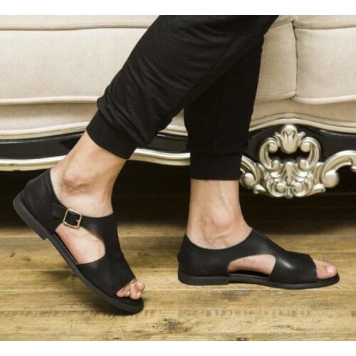 Men Fashion Buckle Strap Leather Peep Toes Flat Leather Sandals Male Casual Flat Sandals Male Fashion Beach Sandal Free Shipping